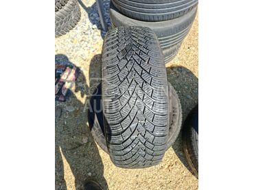 Nexen 215/60 R16 Zimska
