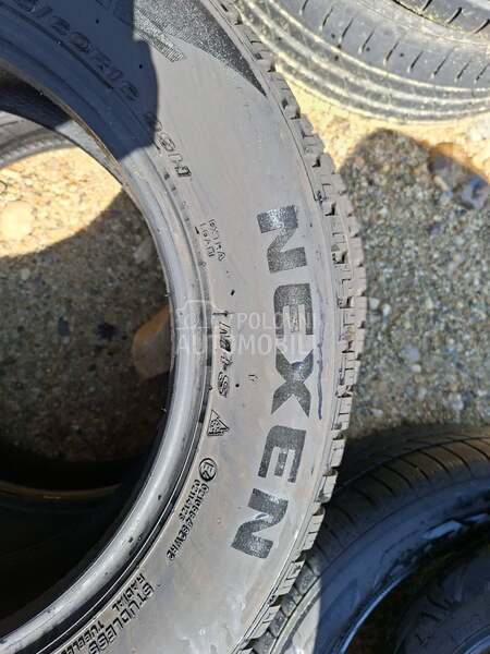 Nexen 215/60 R16 Zimska