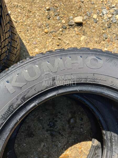 Kumho 215/60 R16 Zimska