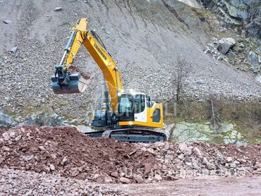 Liebherr R930
