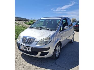 Lancia Musa 1.9 Multijet