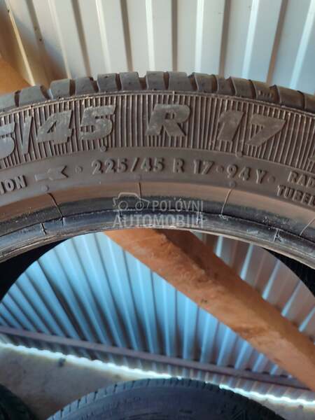 Petlas 225/45 R17 Letnja