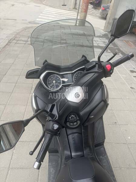 Yamaha Xmax