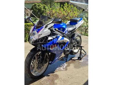 Suzuki gsxr k6 750