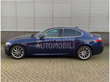 Alfa Romeo Giulia SUPER