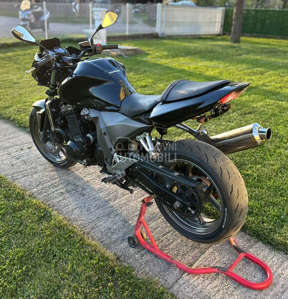 Kawasaki z750