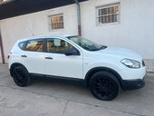 Nissan Qashqai 1.5 DCI    ODLIČAN
