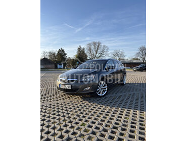 Opel Astra J 2.0 CDTI