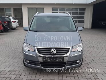 Volkswagen Touran 2.0 TDI 7 Mesta CH
