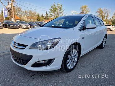 Opel Astra J A K C I J A