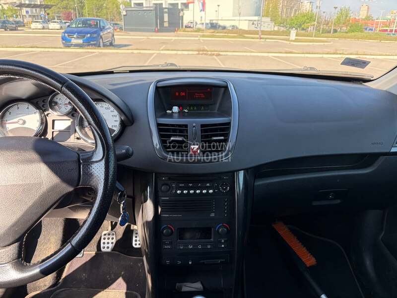 Peugeot 207 THP
