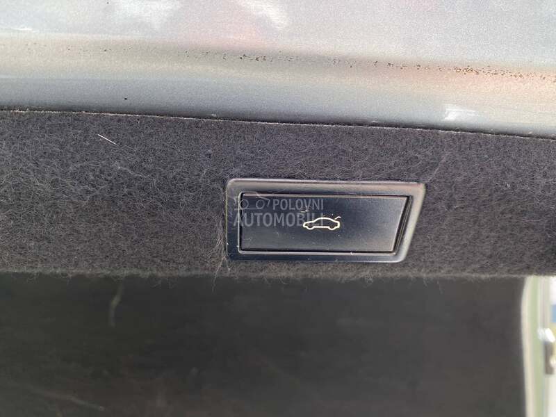 Škoda Superb 2.0 TDI/LED/NAVl