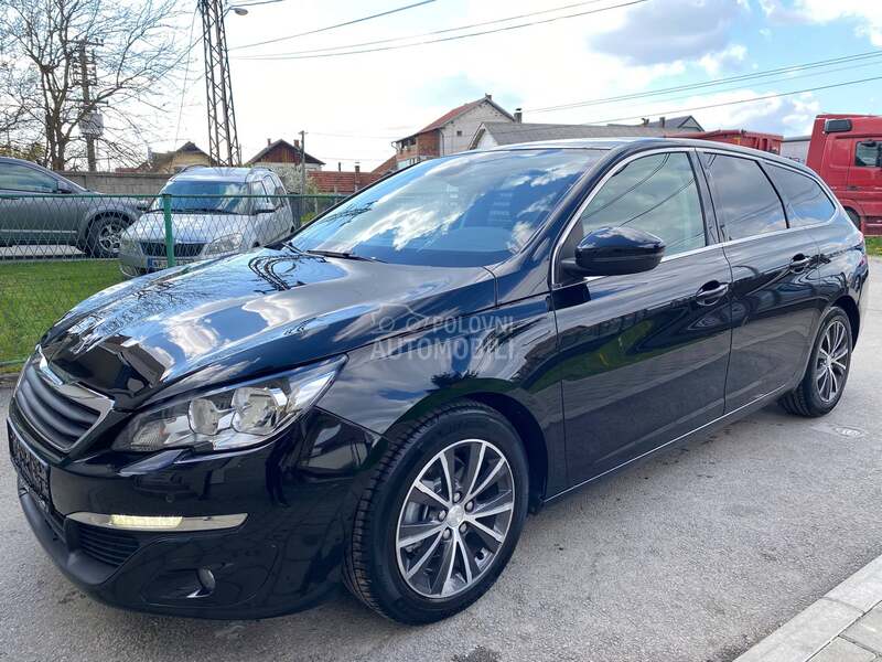 Peugeot 308 /NAV/PAN0RAMA