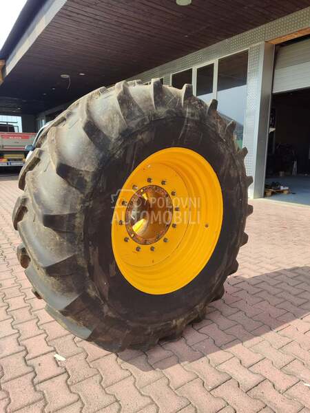 JCB 4220