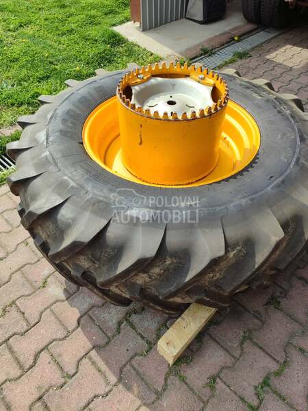 JCB 4220