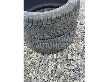 Ostalo 235/45 R18 Sve sezone