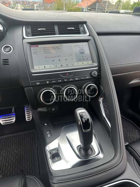 Jaguar E-Pace 