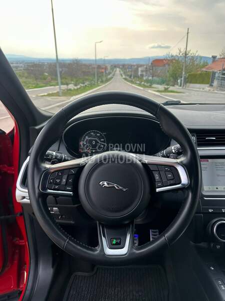 Jaguar E-Pace 