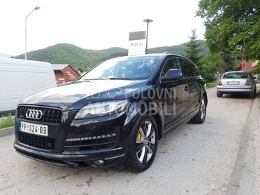 Audi Q7 