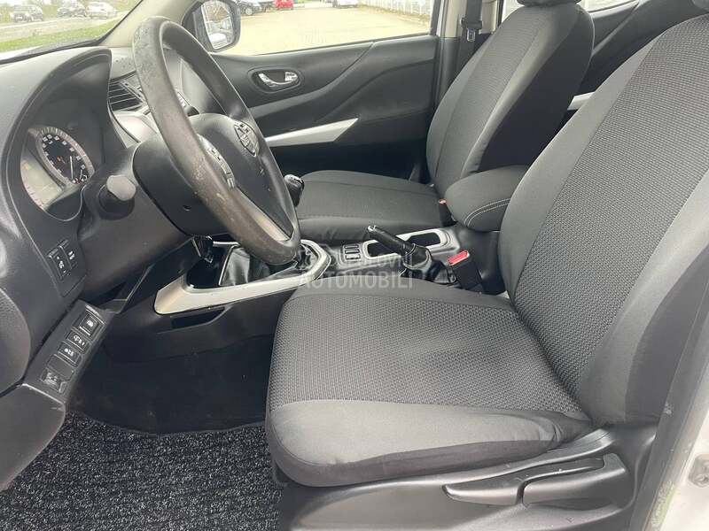 Nissan Navara 2.3 dci double cab