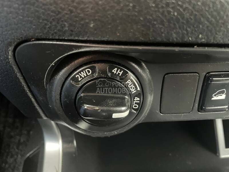 Nissan Navara 2.3 dci double cab
