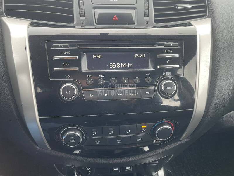 Nissan Navara 2.3 dci double cab