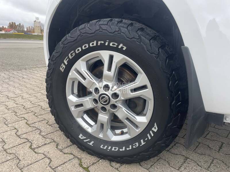 Nissan Navara 2.3 dci double cab