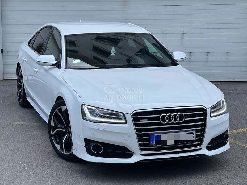 Audi A8 S LINE MATRIX