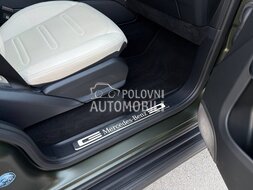 Mercedes Benz G 450 d MANUFAKTUR slika 30