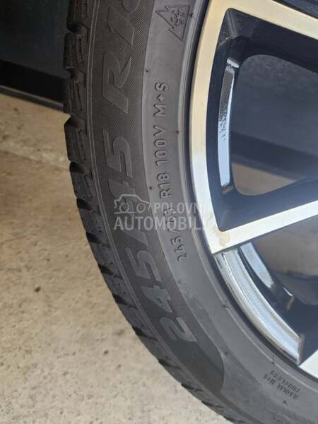 Pirelli 245/45 R18 Zimska