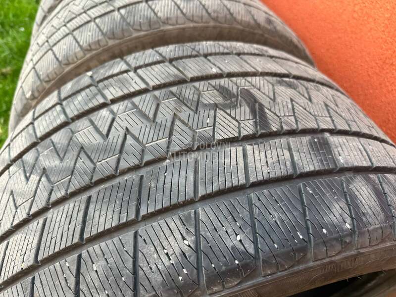 Gripmax 315/35 R20 Zimska
