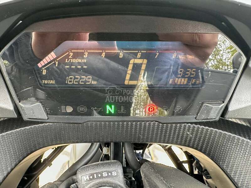 Honda Integra S NC750D