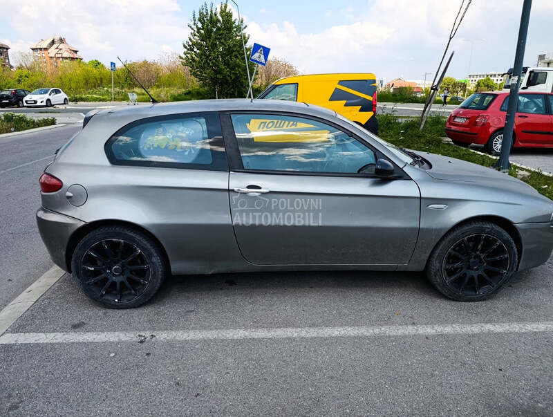 Alfa Romeo 147 