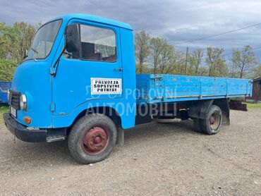 TAM T 80