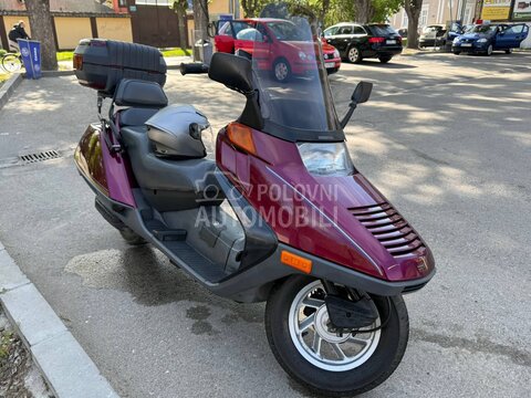 Honda Helix CN 250 Spazio