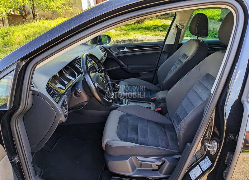 Volkswagen Golf 7 1.6 BLUETDI HIGHLINE