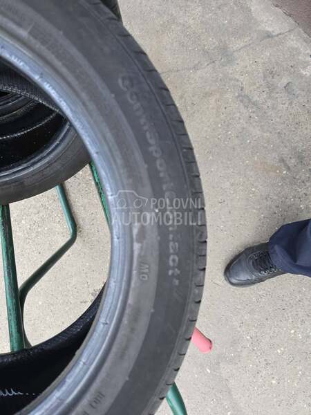 Continental 245/45 R17 Letnja
