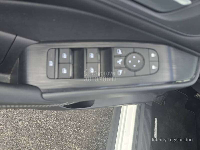 Nissan Qashqai 1.3 Hybrid NOV