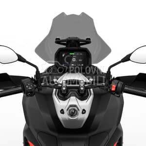 Aprilia SR GT 400