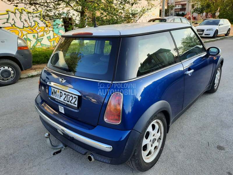 MINI Cooper 1.6