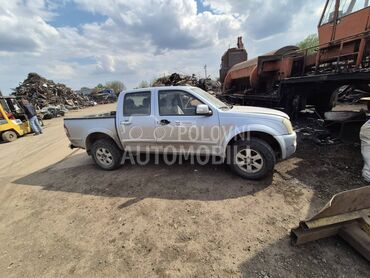 Isuzu D-Max 2006. god. -  kompletan auto u delovima