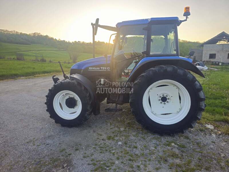 New Holland TS 100