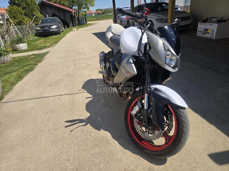 Kawasaki Z1000