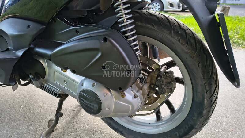 Piaggio Beverly Cruiser 250