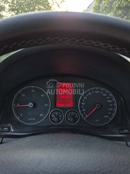 Volkswagen Golf 5 