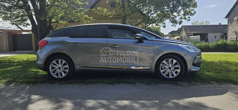 Citroen DS5 