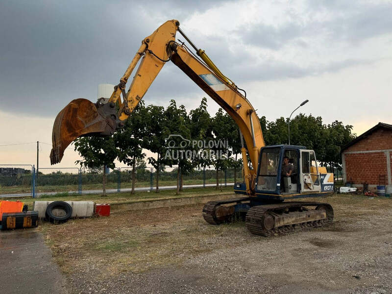 Kobelco 907