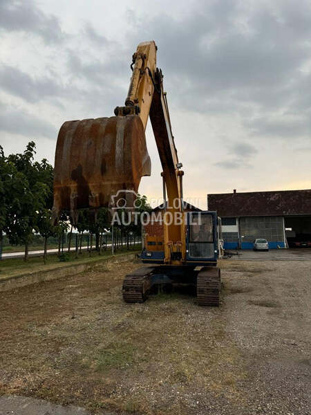 Kobelco 907