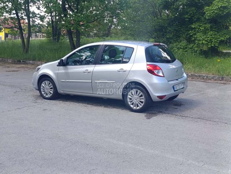 Renault Clio 1.6b