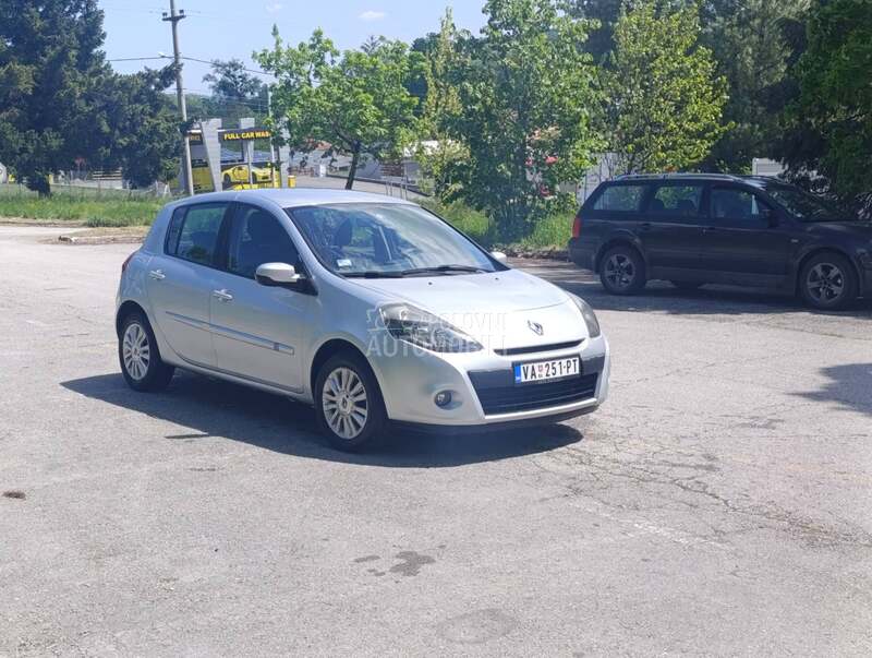 Renault Clio 1.6b